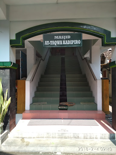 ꦩꦱ꧀ꦗꦶꦣ꧀ꦄꦠ꧀ꦠꦐ꧀ꦮꦏꦣꦶꦥꦶꦫꦺꦴ Masjid AT TAQWA Kadipiro