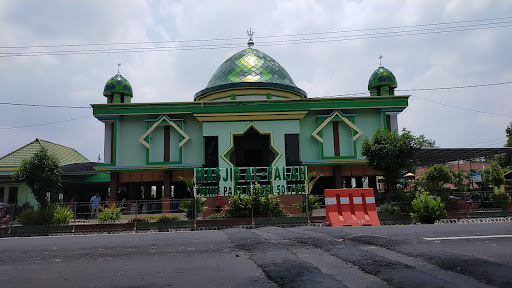 Masjid Al-Falah Yonif Para Raider 501/BY Kota Madiun