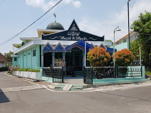 Masjid Al-Hikmah Menowosari
