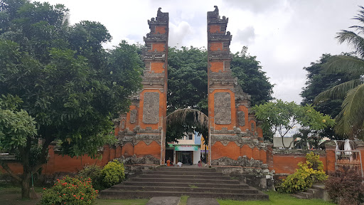 Pura Meru Cakranegara