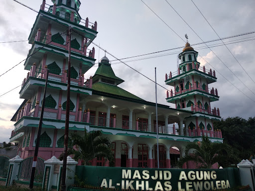 Mesjid Agung Al-Ikhlas Lewoleba