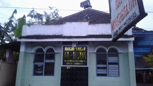 Masjid WAKAF AL HUDA WATUGALUH DIWEK JOMBANG