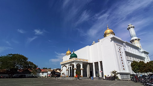 Masjid Besar Syuhada Lamgugob