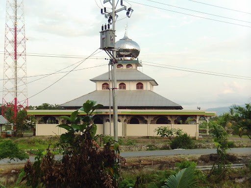 Masjid Jami' Assalamah Desa Waenetat, Kec. Waeapo