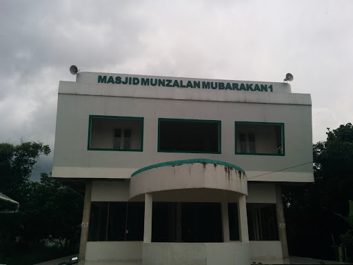 Masjid Kapal Munzalan Cabang Pontianak
