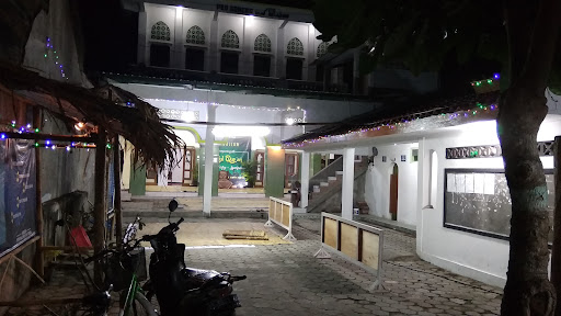 Masjid Asy-Syakirin Geneng