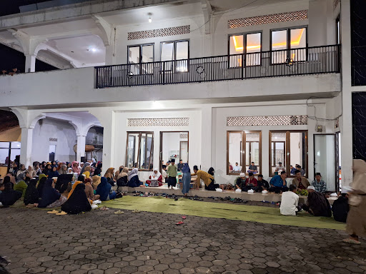 Masjid Al Hikmah Kaum