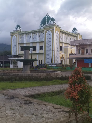 Masjid Agung Nurul Yaqin Mamasa