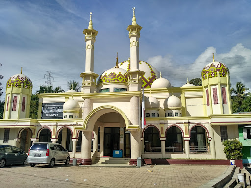 Masjid Raya Mahabbatul Qulub Siguntur