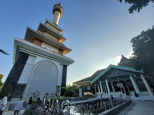 Masjid Agung Sleman dr. Wahidin Soedirohoesodo