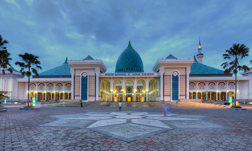 Masjid Nasional Al-Akbar Surabaya