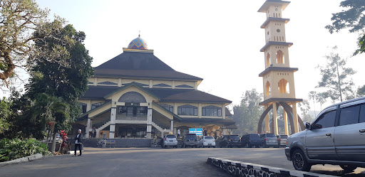 Masjid Raya Al-Muttaqin