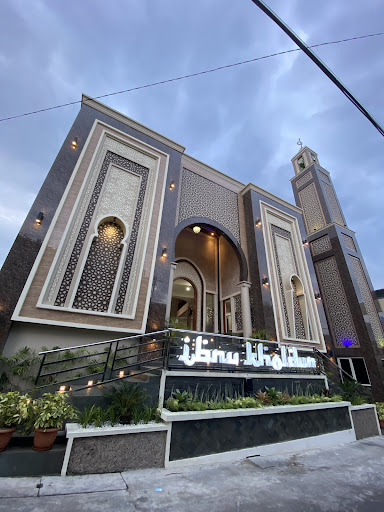 Masjid Ibnu Khaldun