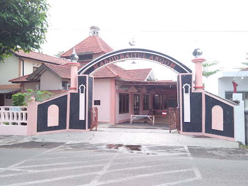 Masjid Baitul Arqom