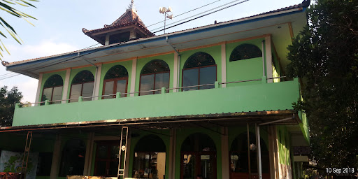 Masjid Al Muharram (ꦩꦱ꧀ꦗꦶꦣ꧀ꦄꦭ꧀ꦩꦸꦲꦂꦫꦩ꧀)