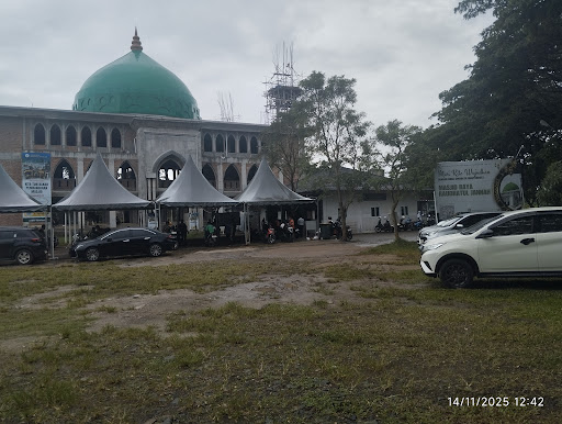 Masjid Raya BSD Raudhatul Jannah Pagedangan