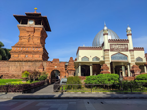 Masjid Al-Aqsha Menara Kudus