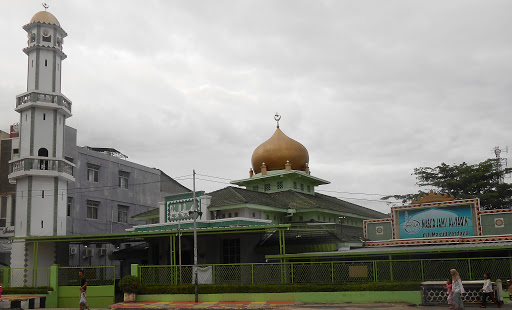 Masjid Jami' Al Yaqin