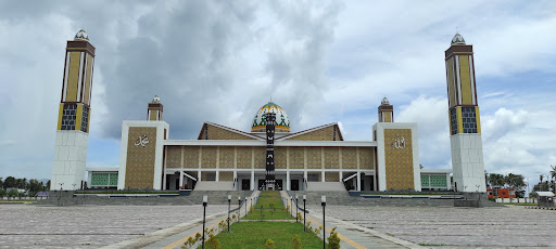 Masjid Raya Shaful Khairaat Sofifi
