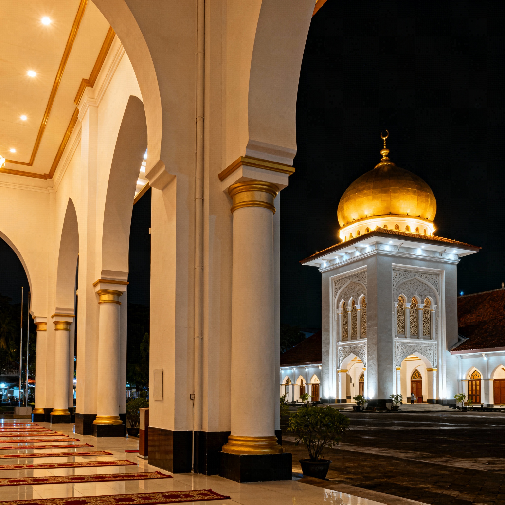 Masjid di Surakarta, Indonesia: 10 Tempat Ibadah Bersejarah yang Wajib Dikunjungi