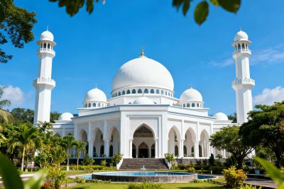 Masjid di East Java, Indonesia: 10 Destinasi Ibadah & Wisata Religi Paling Populer 1 freepik image 5351 1768539091