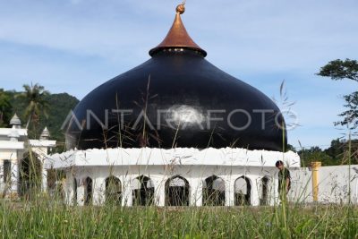 kubah mesjid sisa tsunami