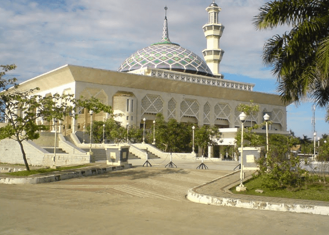 Masjid Agung Al Amjad 7 Masjid Agung Al Amjad