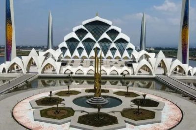 masjid agung al jabbar