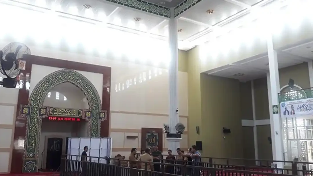Masjid Agung Ar-Raihan Koba