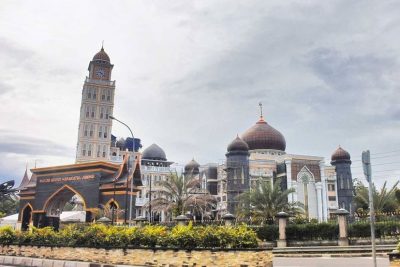 Masjid Agung Harakatul Jannah 1 masjid agung harakatul jannah