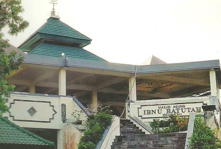 Masjid Agung Ibnu Batutah 7 Masjid Agung Ibnu Batutah