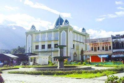 masjid agung nurul yaqin mamasa