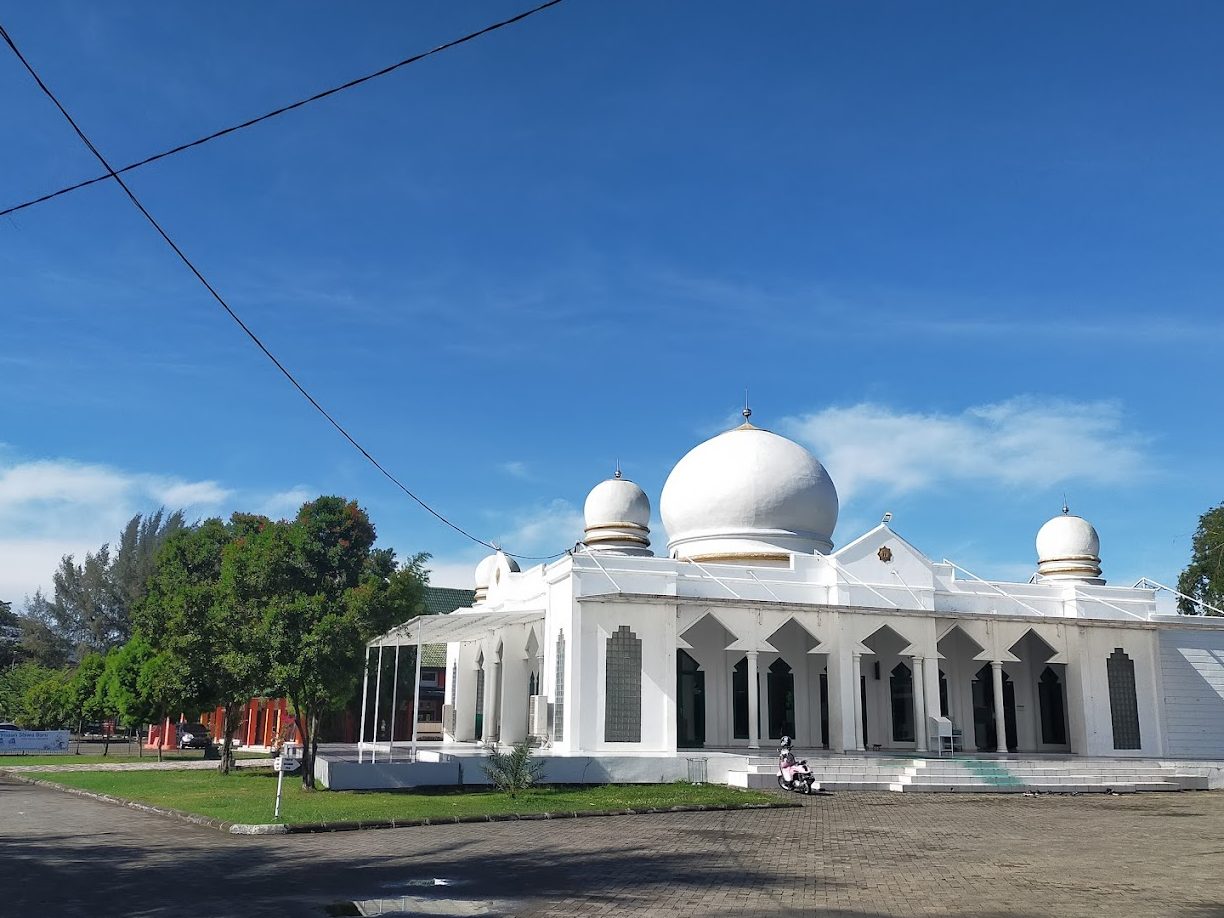 Masjid Al Hasyimiah Teuku Nyak Arief 4 Masjid Al Hasyimiah Teuku Nyak Arief