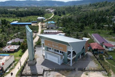 masjid al ikhlas brang biji