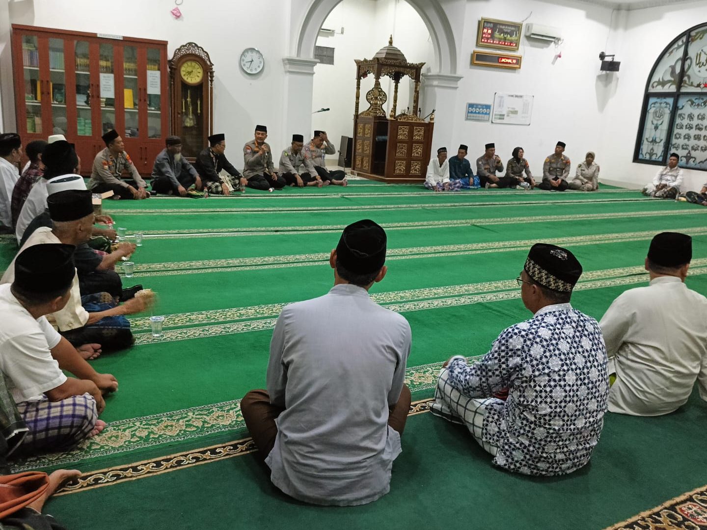 Masjid Al-Muhajirin Griya Praja Mandiri