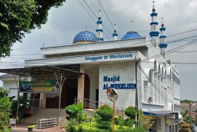 masjid al mukhlisin 1