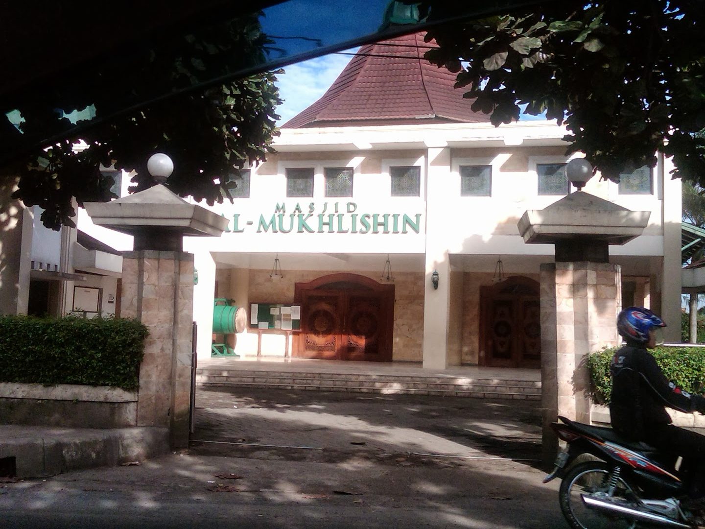 Masjid Al Mukhlisin Caringin 4 Masjid Al Mukhlisin Caringin