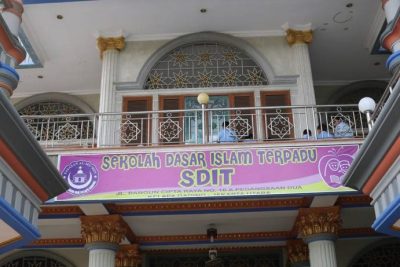 masjid al mukmin