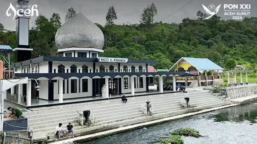 Masjid Al-Munawwarah Mentawai 1 masjid al munawwarah mentawai