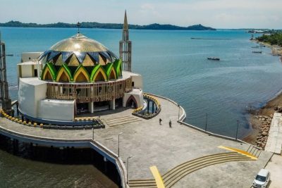 masjid b j habibie