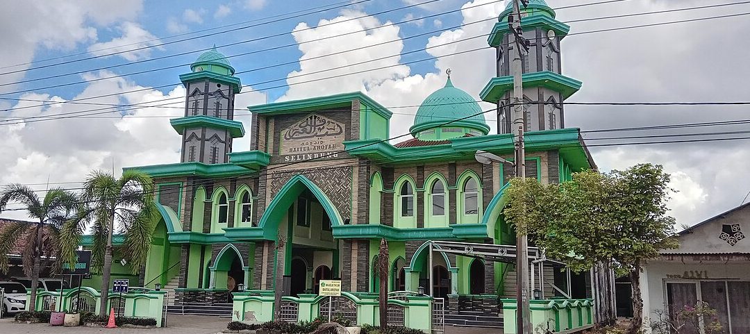 Masjid Baitul Arofah 3 Masjid Baitul Arofah