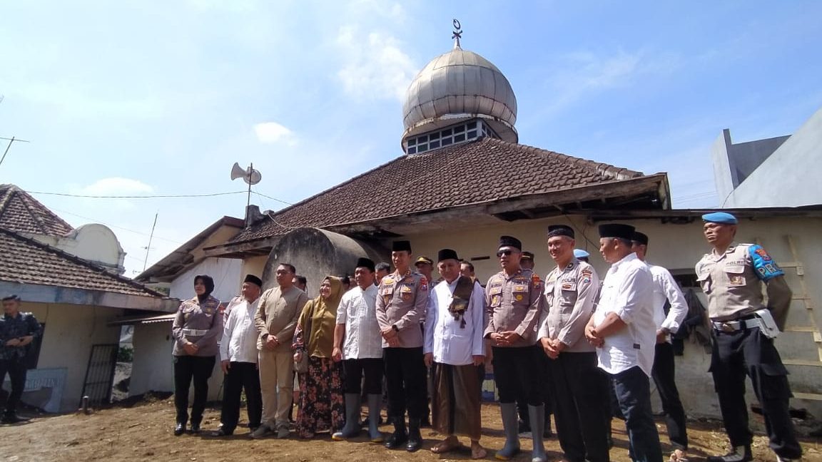 Masjid Darul Taqwa Bhayangkara Kota Batu 6 Masjid Darul Taqwa Bhayangkara Kota Batu