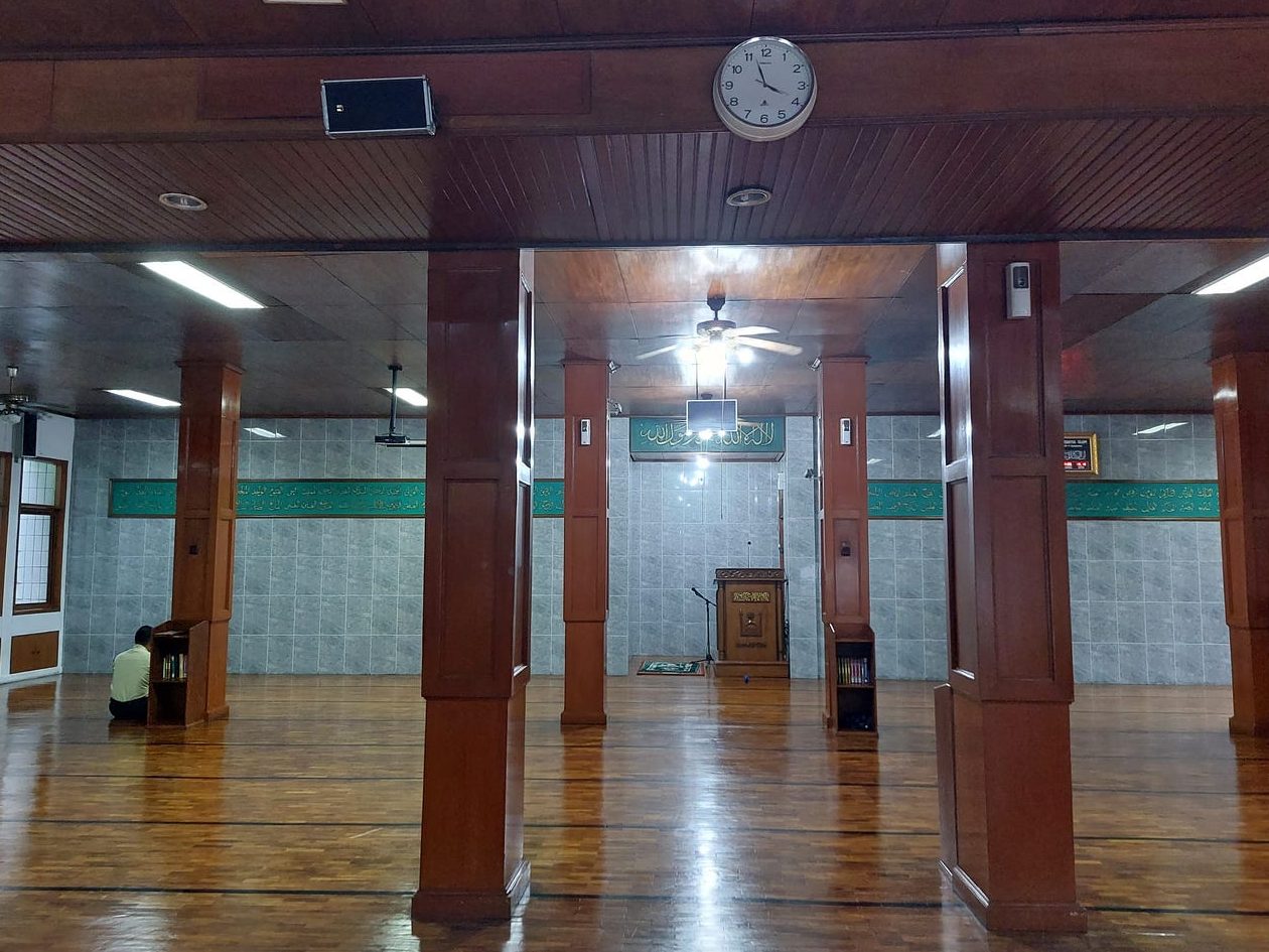 Masjid Dzarratul Ulum Batan Bandung