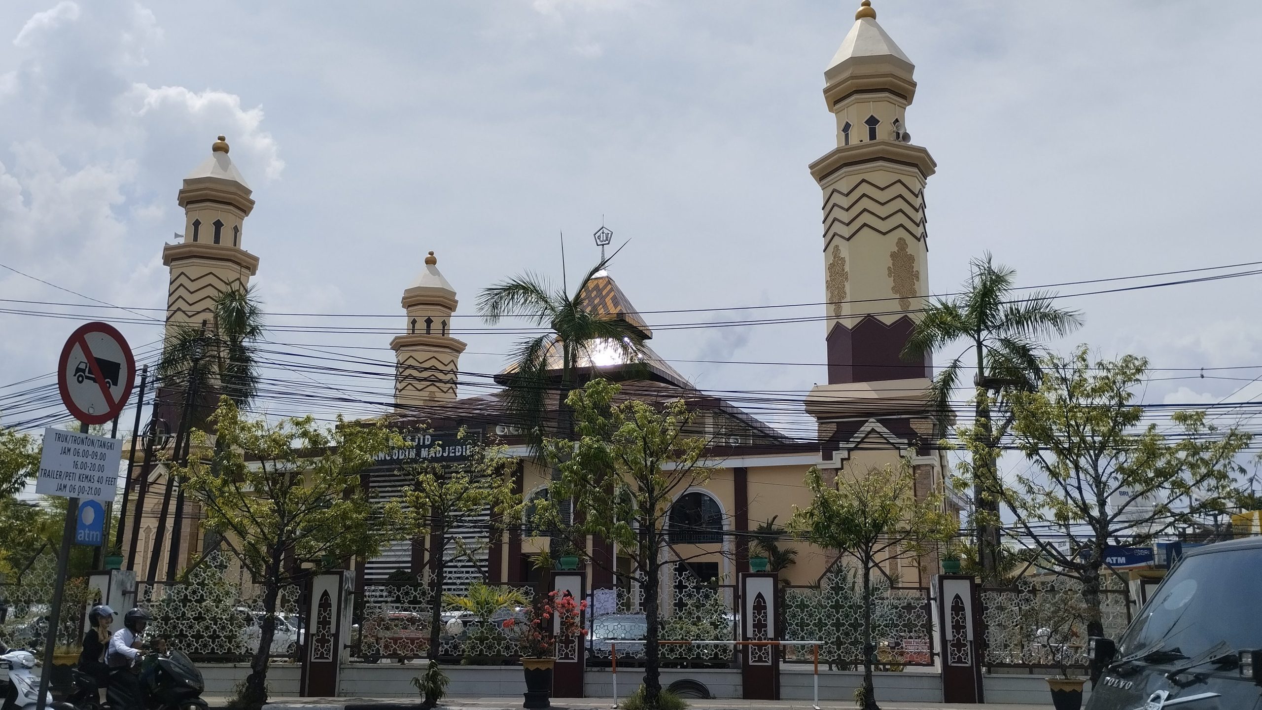 Masjid Hasanudin