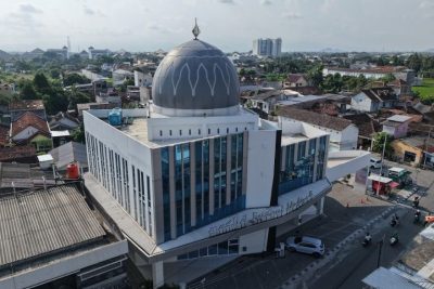 masjid husnul khotimah bantulkarang