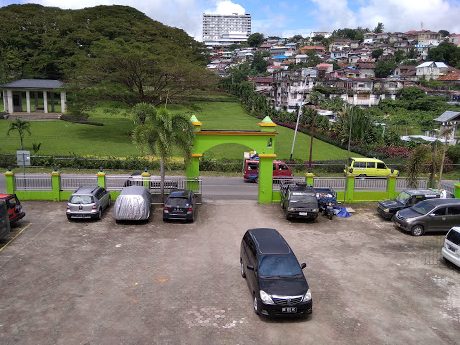 Masjid Jami’ Al-Ukhuwah Kapaha-Tantui Ambon