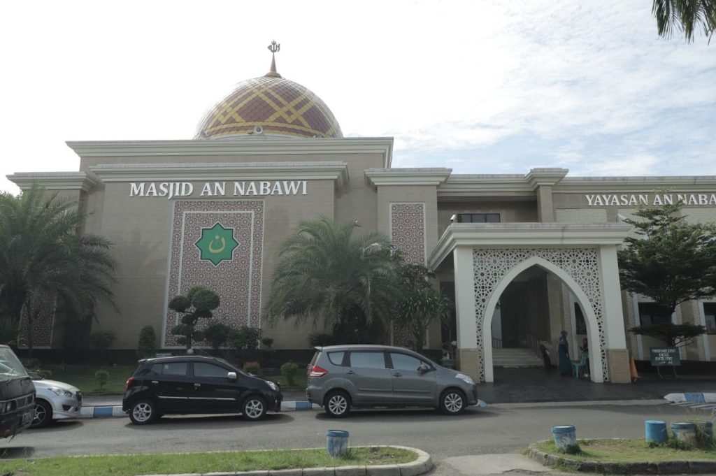 Masjid Jami' An-Nabawi, Cipondoh Tangerang 1 masjid jami an nabawi cipondoh tangerang