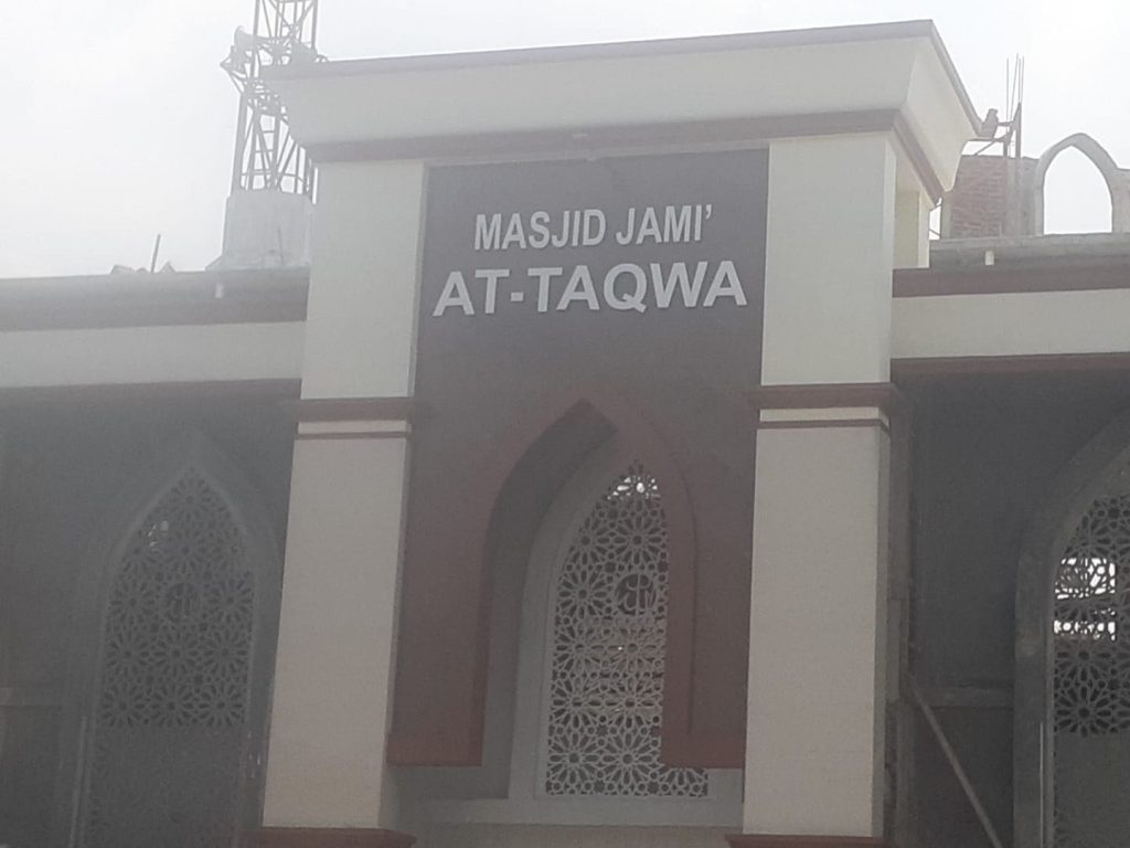 Masjid Jami' AT TAQWA Komplek TNI AU 1 masjid jami at taqwa komplek tni au
