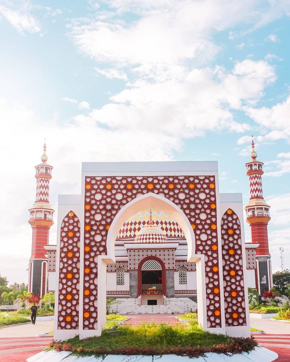 Masjid Madaniah, Pasangkayu (Masjid Islamic Center) 7 Masjid Madaniah, Pasangkayu (Masjid Islamic Center)