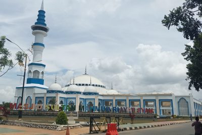 masjid raya sultan mahmud riayat syah kota batam